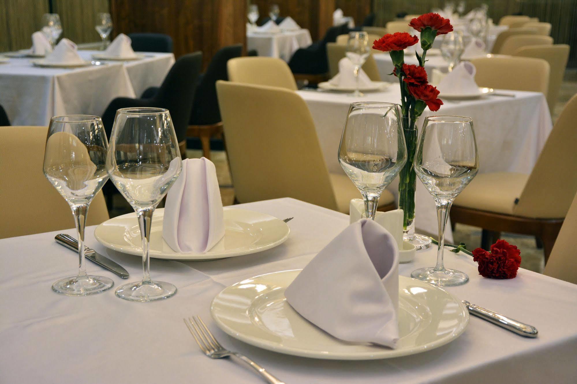 Goeruekle Gueler Park Hotel Εξωτερικό φωτογραφία